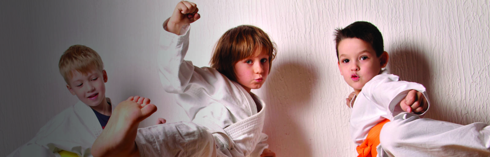 fitness-first-group-class-karate kids-hero